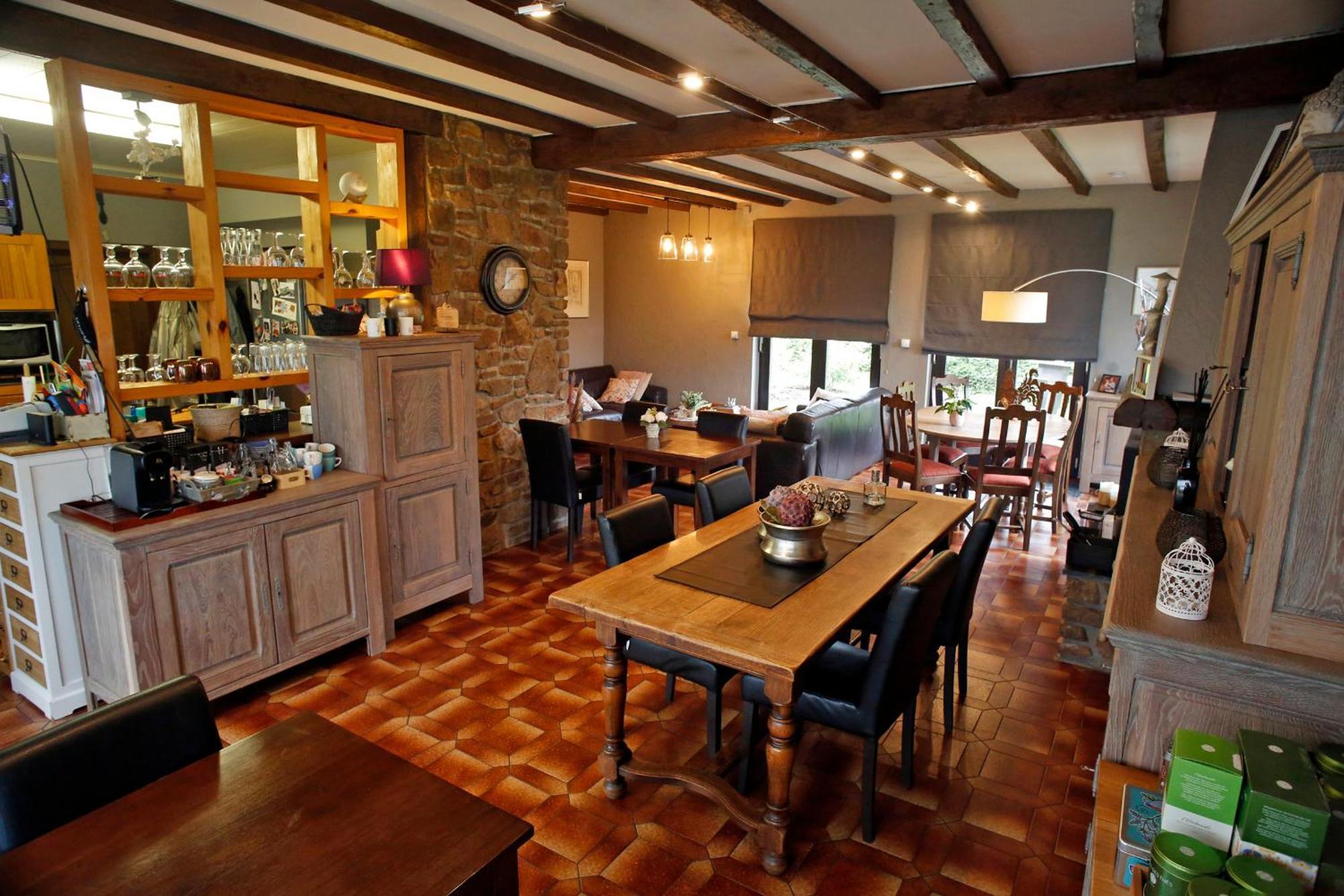 Au Coq En Pate Bed & Breakfast